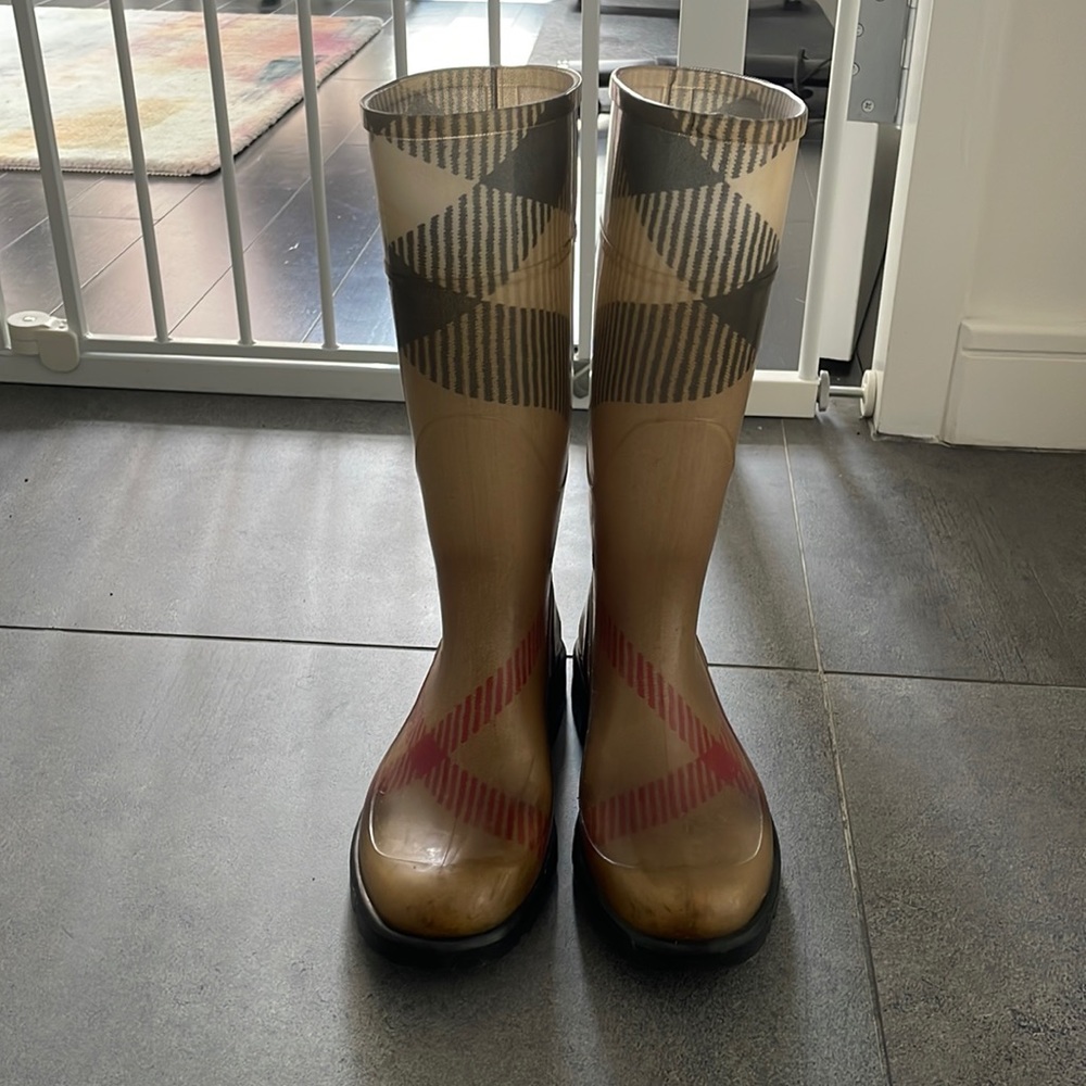 Burberry rain boots